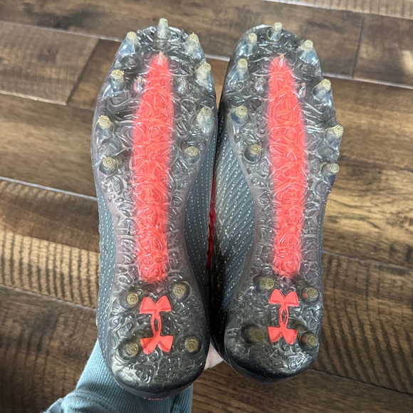 Under Armour EUC women’s Blur Smoke MC Football‎ / Soccer Cleats 7.5 - Picture 8 of 9